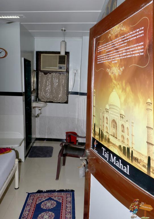 Traveller'S Inn Hotel - Fort مومباي المظهر الخارجي الصورة