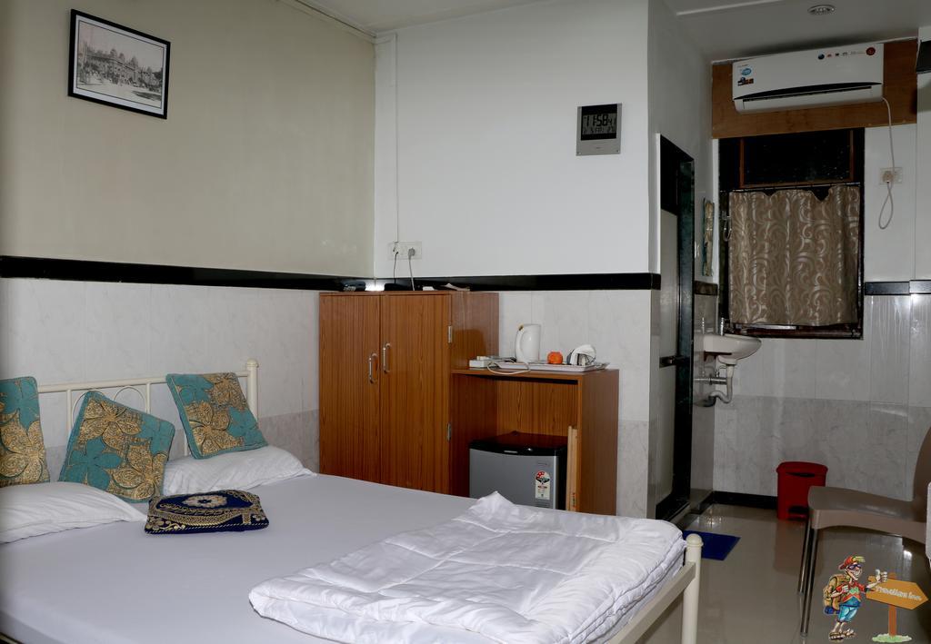 Traveller'S Inn Hotel - Fort مومباي المظهر الخارجي الصورة