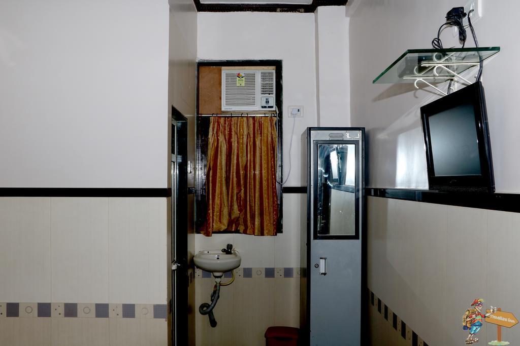 Traveller'S Inn Hotel - Fort مومباي المظهر الخارجي الصورة