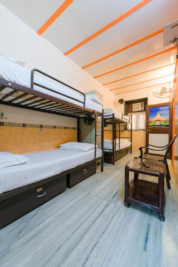 Traveller'S Inn Hotel - Fort مومباي المظهر الخارجي الصورة